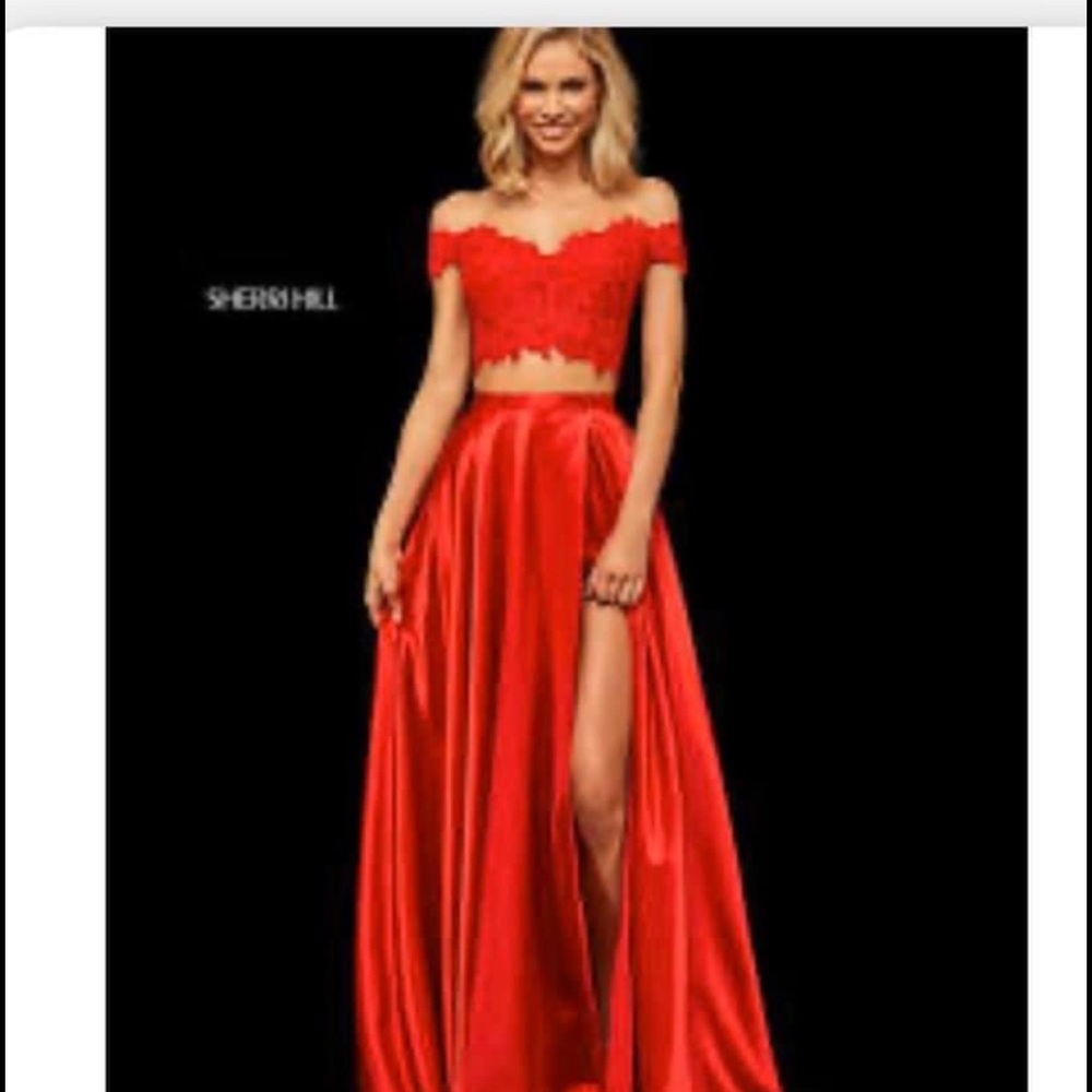 Sherri Hill size 6